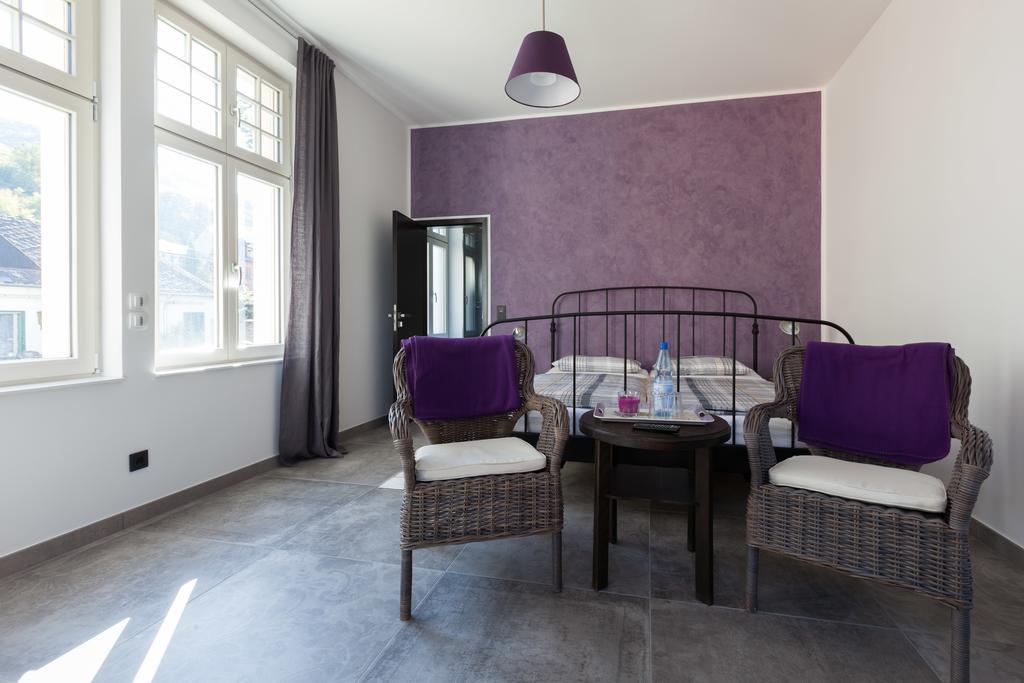Guesthouse Altes Rathaus Rudesheim am Rhein Ruang foto